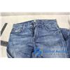 Image 8 : Assorted Jeans