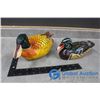 Image 1 : (2) Wooden Carved Ducks
