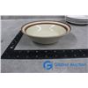 Image 14 : Stoneware Dinner Set