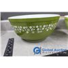 Image 2 : (4) Pyrex Bowls
