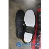 Image 8 : Curling Shoes and Tracker Duffle Bag