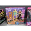 Image 7 : (8) In Box Barbies - Career