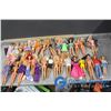Image 1 : (35) Assorted VIntage and Modern Barbies