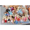 Image 2 : (40) Assorted VIntage and Modern Barbies