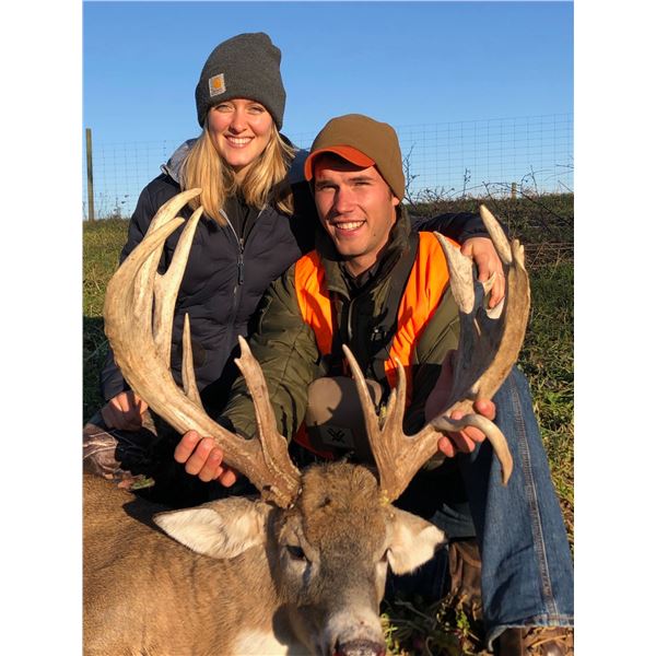 DOUG MCCOMB'S: 5-Day Whitetail Deer Hunt for One Hunter and One Non-Hunter in Indiana - Includes Tro