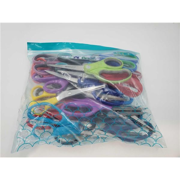 Lot of Assorted Scissors