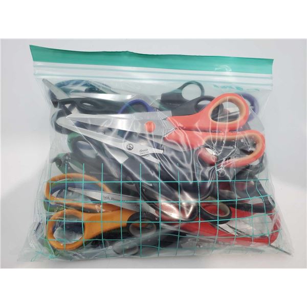 Lot of Assorted Scissors