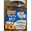 Image 2 : Purina Friskies party Mix Cat Treats - 454g