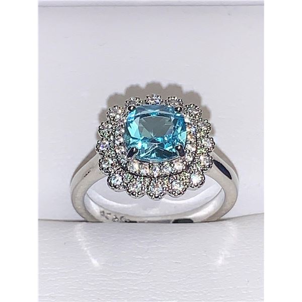 Ladies .925 Silver Blue Topaz Cluster Top Solitaire Ring size 7