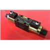 Image 2 : Lot of (12) Parker  #D1VW11CNJDLJ575, 24VDC Hydraulic Directional Control Valves