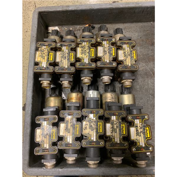 Lot of (10) Parker #D1VW20BNJCL5630 75, Hydraulic Valves,  3000 psi, 24V