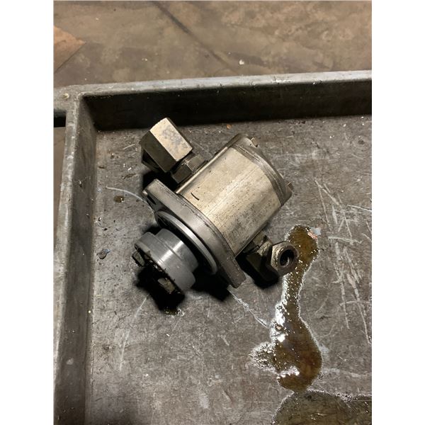 Prince Gear Pump #SP20B20A9H2-R Gear Pump
