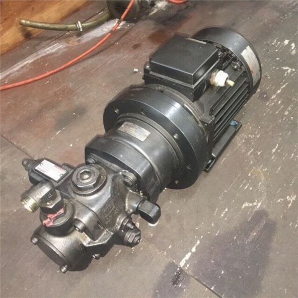 Rexroth  #1PV2V5-30/16RE01MC 70A1 Hydraulic Pump