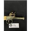 Image 2 : England Muff Pistol Reproduction - NOT A REAL GUN
