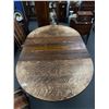 Image 5 : Antique Solid Wood  48 Diameter Dinning Table Without Leaf's ( 75" With Leafs) With Big Beautiful Cl