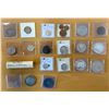 Image 2 : WORLDWIDE: LOT of 21 coins and tokens and 1 roll