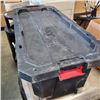 Image 8 : LARGE 42" HUSKY TOTE WITH CONTENTS PORCH LIGHT, JUMP PACK  AND LID