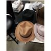Image 2 : BIN OF COWBOY HATS AND OTHER HATS