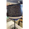 Image 2 : BLACK METAL SHADE TABLE LAMP