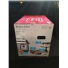 Image 2 : USED INSTANT POT DUO CRISP 11 IN 1 AIR FRYER WORKING - RETAIL $249