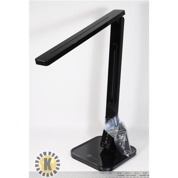 TAOTRONICS LED DESK LAMP MODEL TT-DL01