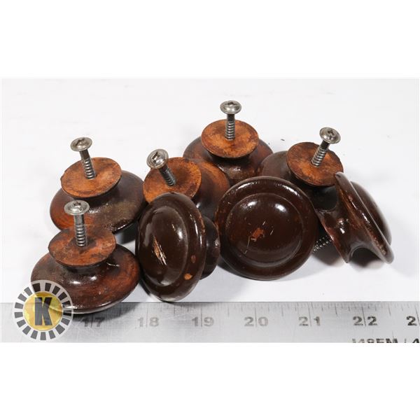 8 VINTAGE KNOBS FOR CUPBOARDS AND CLOSET DOORS