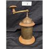 Image 2 : ANTIQUE BRASS/WOOD SPICE GRINDER