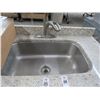 Image 2 : Mocha/Granite 4' Vanity w/Sink