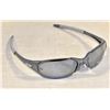 Image 1 : NEW TWO-TONE GREY REPLICA OAKLEY SUNGLASSES