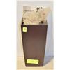 Image 1 : LECHUZA MAXI CUBI SELF WATERING PLANTER
