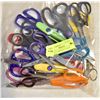 Image 1 : BAG OF VARIOUS STYLES OF SCISSORS