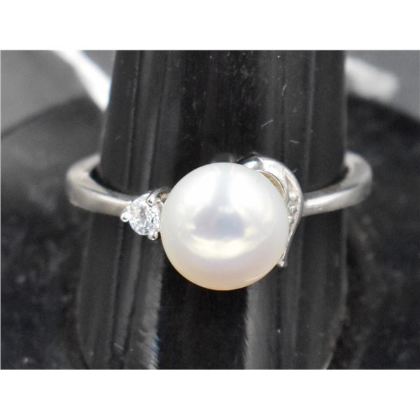 #334-FRESH WATER PEARL RING /WHITE