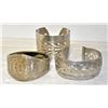 Image 1 : 3 SILVER BRACELETS 88.5G UNMARKED