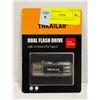 Image 1 : NEW 32GB DUAL FLASH DRIVE