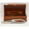 Image 1 : DUCKS UNLIMITED FOLDING KNIFE WITH WOOD CASE