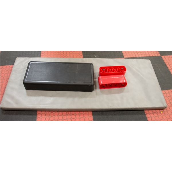 EXERCISE MAT & STEPPER
