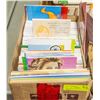 Image 1 : BOX WITH 325 NEW ALL OCCASION CARDS -