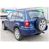 Image 6 : 2004 TOYOTA RAV4 4 CYLINDER 4X4