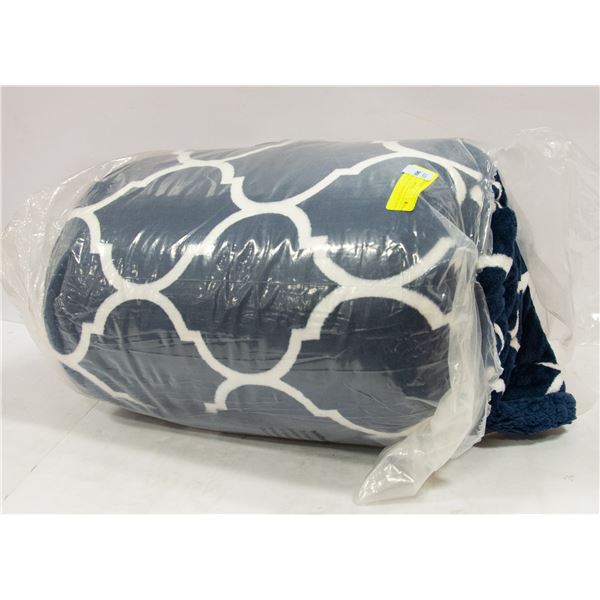 NEW KING SIZE ULTRA PLUSH KING SIZE BLANKET