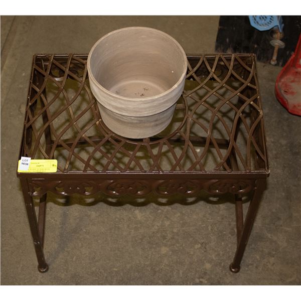 METAL PLANT STAND WITH DESIGNS + FLOWER POT