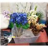 Image 1 : TOTE OF ARTIFICIAL FLOWERS AND GLASS VASES