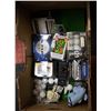 Image 1 : GOLFERS LOT: INCLUDES TEES, BALLS & MUCH MORE