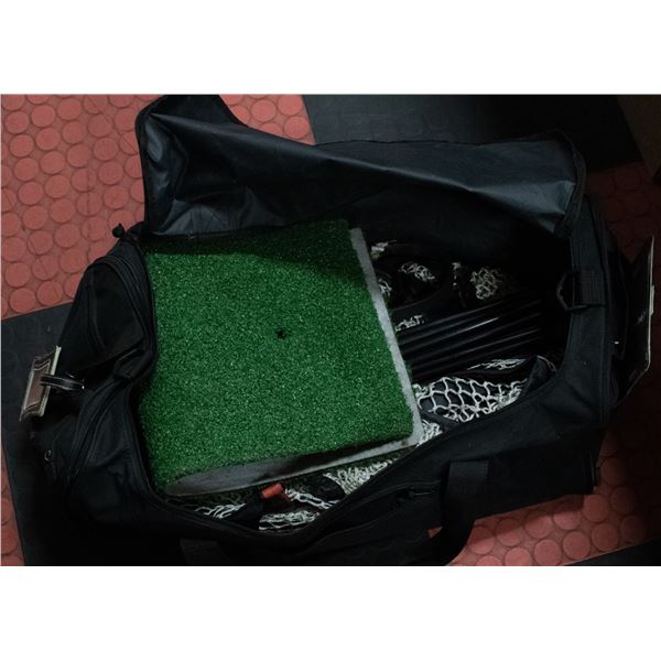 GOLF PRACTICE NET IN DUFFLE BAG, COMES WITH