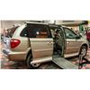 Image 4 : 2006 DODGE GRAND CARAVAN WHEEL CHAIR VAN