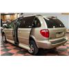 Image 6 : 2006 DODGE GRAND CARAVAN WHEEL CHAIR VAN