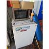 Image 1 : Magic Chef Microwave & Mini Fridge