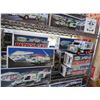 Image 2 : 33-Hess Express Trucks - 33 X $
