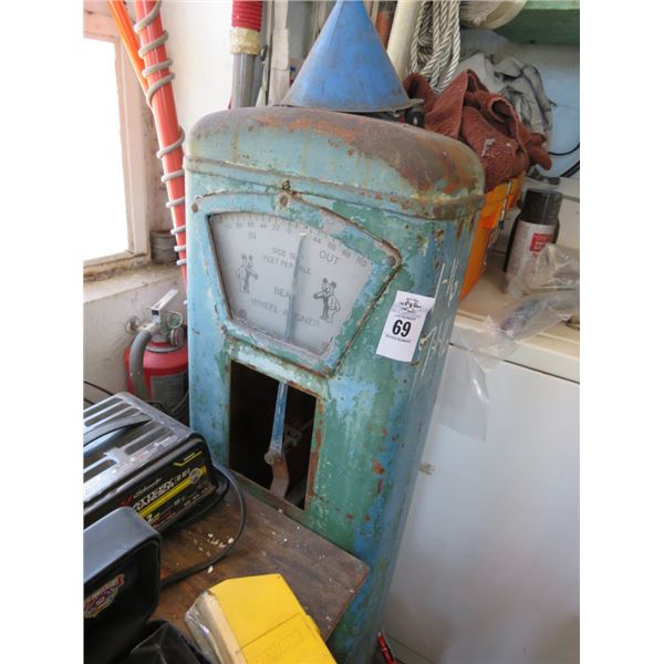 Vintage Bear Wheel Aligner