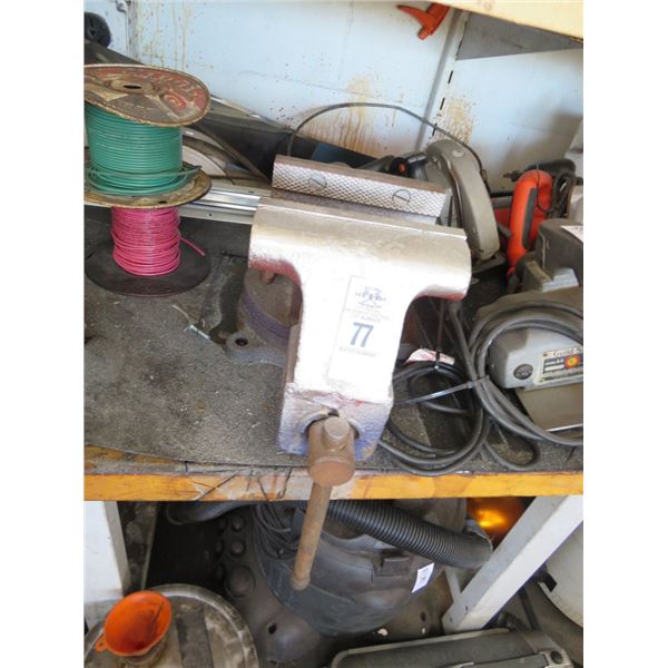 Large Bench Vise