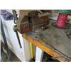 Image 2 : 6' Work Bench w/Vise